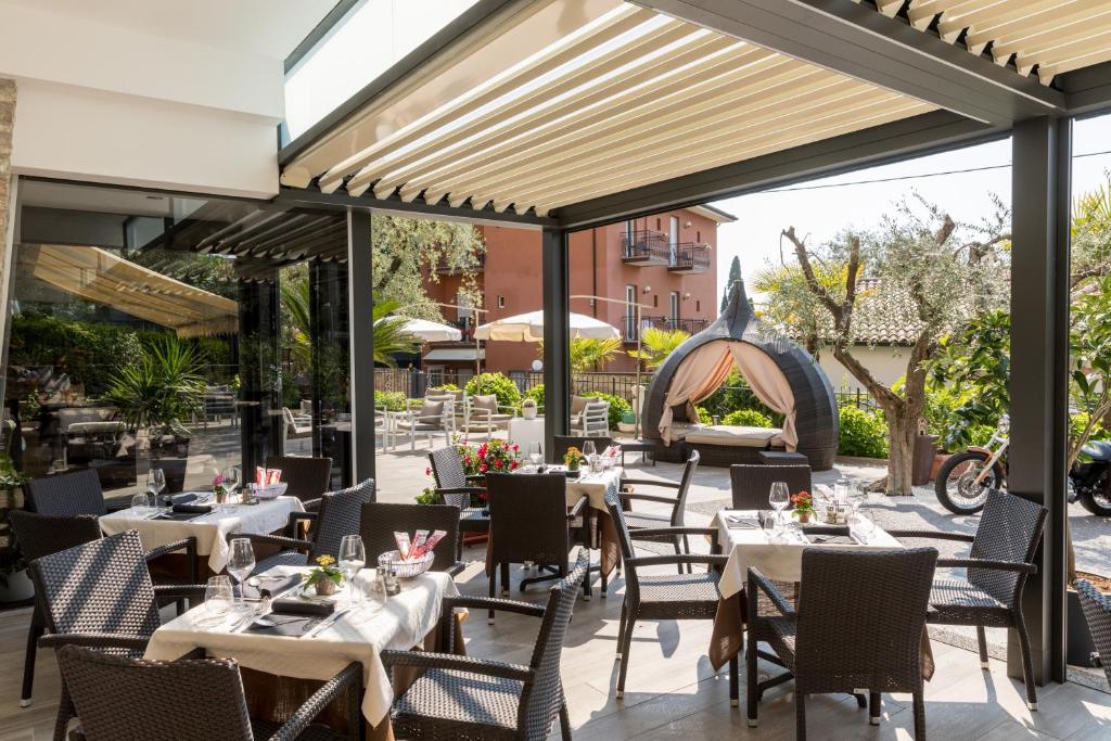 Restaurace v ubytování Hotel Pace