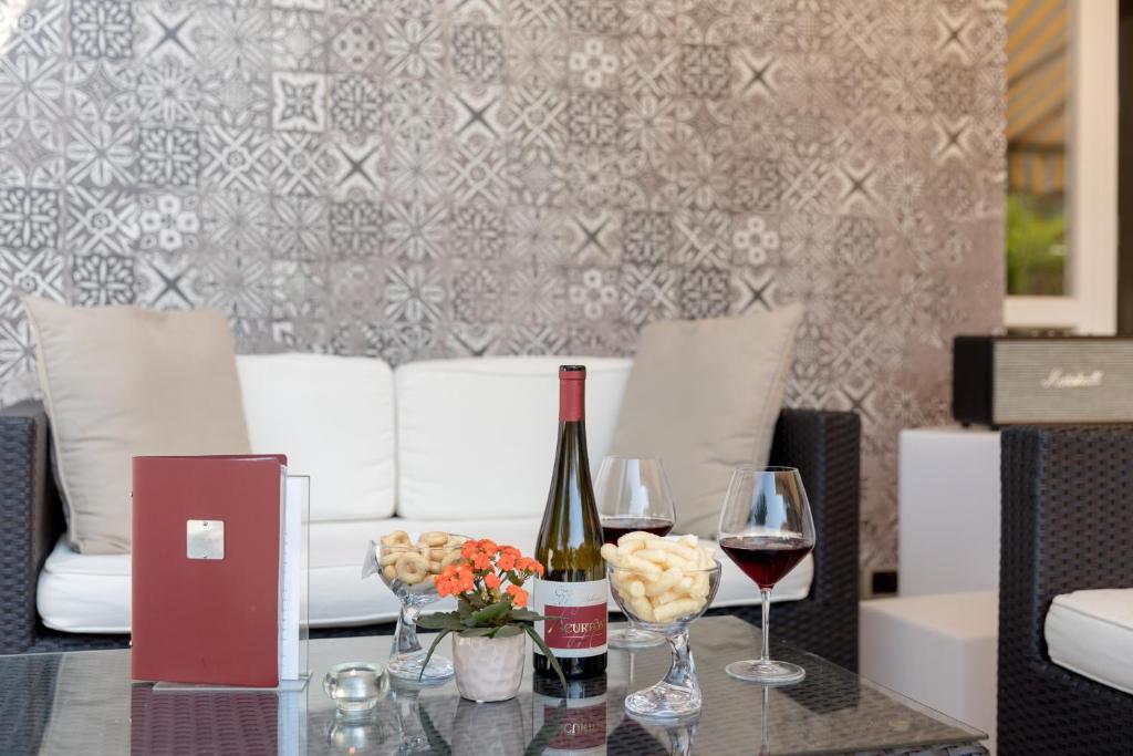 Nápoje v ubytování Hotel Pace