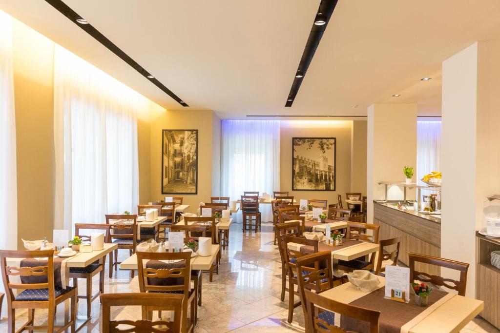 Restaurace v ubytování Hotel Pace