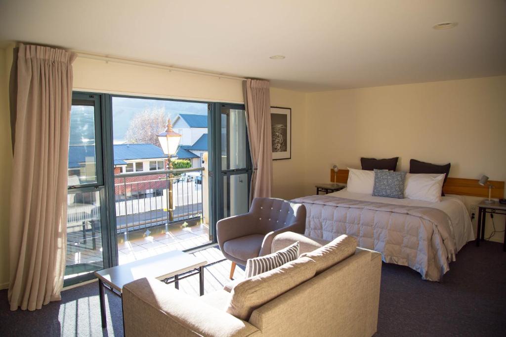 Akaroa Criterion Motelにあるベッド