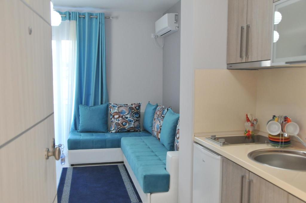 Kuchyňa alebo kuchynka v ubytovaní Ambassador & Ambassador Lux Apartments
