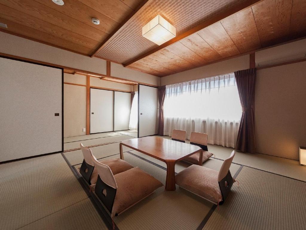 Posezení v ubytování Onsen Guest House Aobato no Su