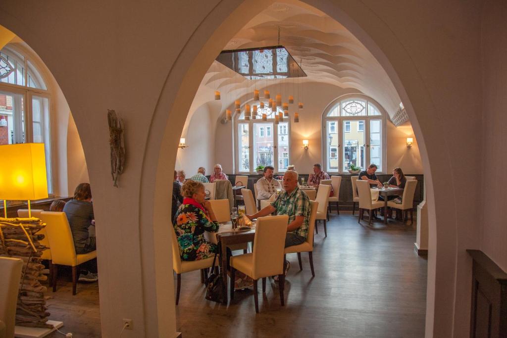 Restaurace v ubytování Hotel Ratskeller Schwarzenberg