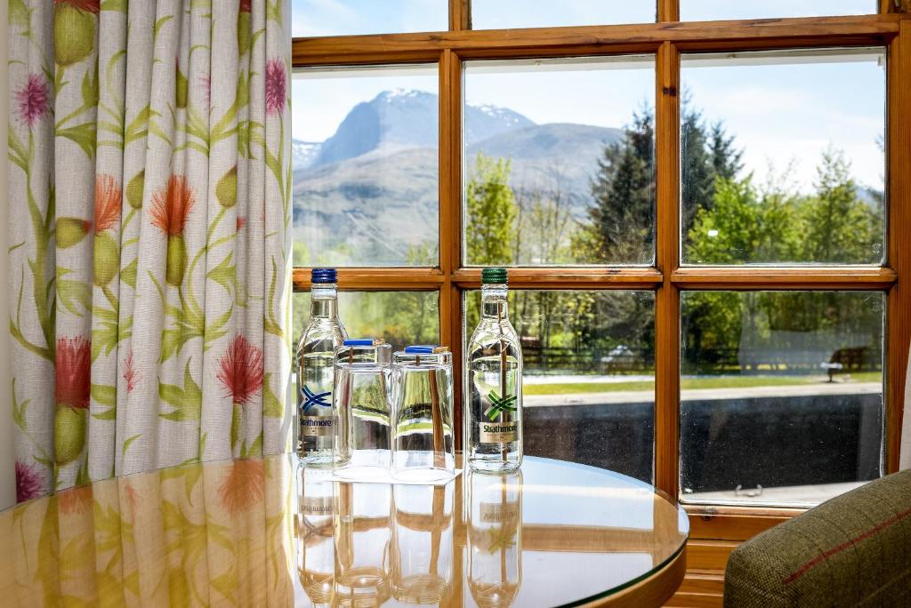 Nespecifikovaný výhled na hory nebo výhled na hory při pohledu z hotelu