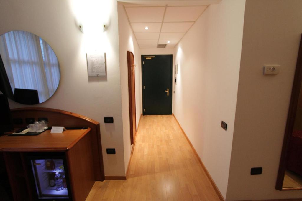 TV a/nebo společenská místnost v ubytování Hotel Europa