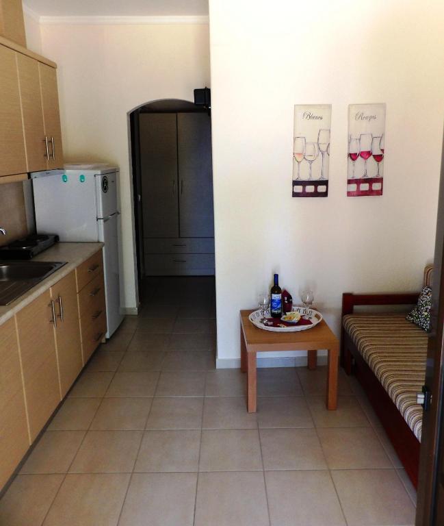 Kuchyňa alebo kuchynka v ubytovaní Peristeridi Apartments