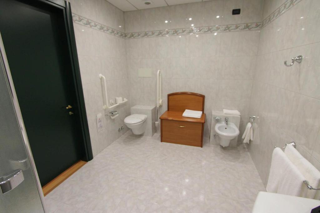 Koupelna v ubytování Hotel Europa
