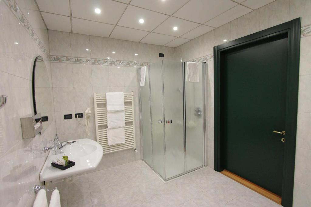 Koupelna v ubytování Hotel Europa