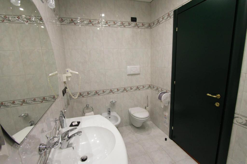 Koupelna v ubytování Hotel Europa