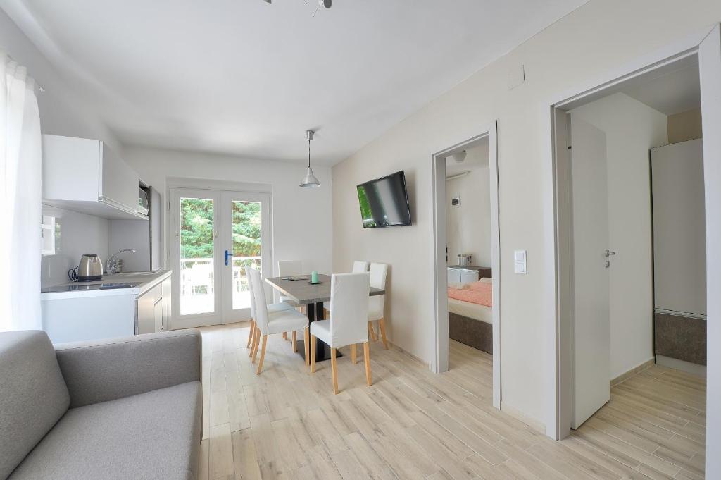 Villa Oliver 3 Siófok - Apartamento Premium De Dos Dormitorios Con Balcón