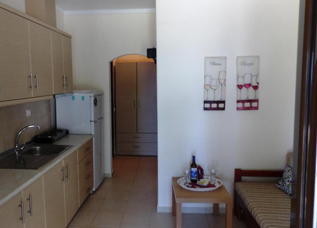 Kuchyňa alebo kuchynka v ubytovaní Peristeridi Apartments