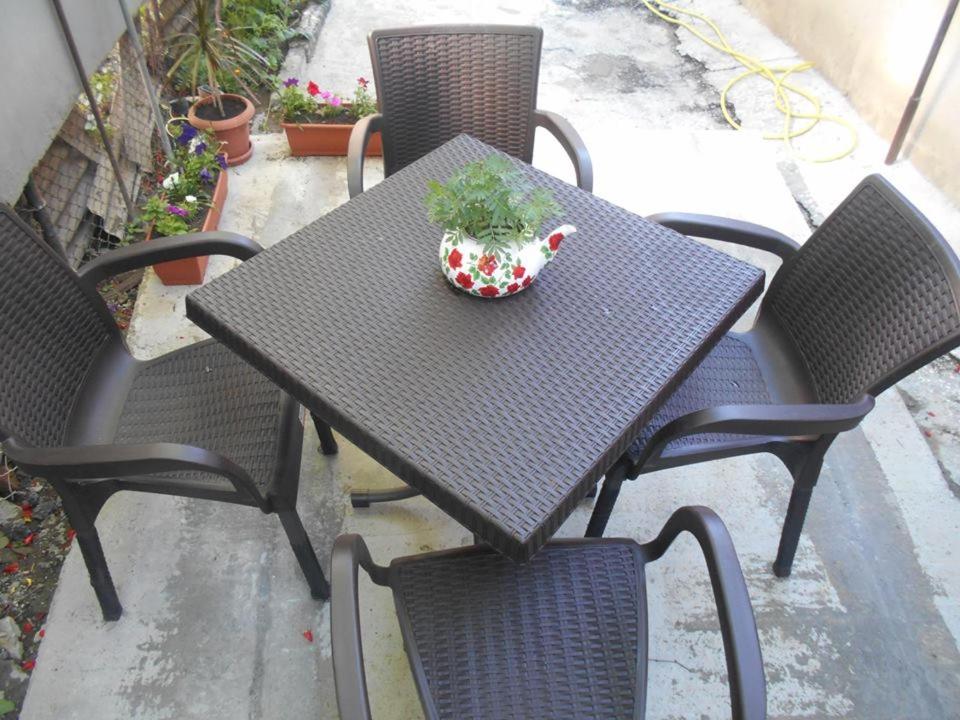 Fotografie z fotogalerie ubytování Guesthouse on Benashvili v destinaci Tbilisi City