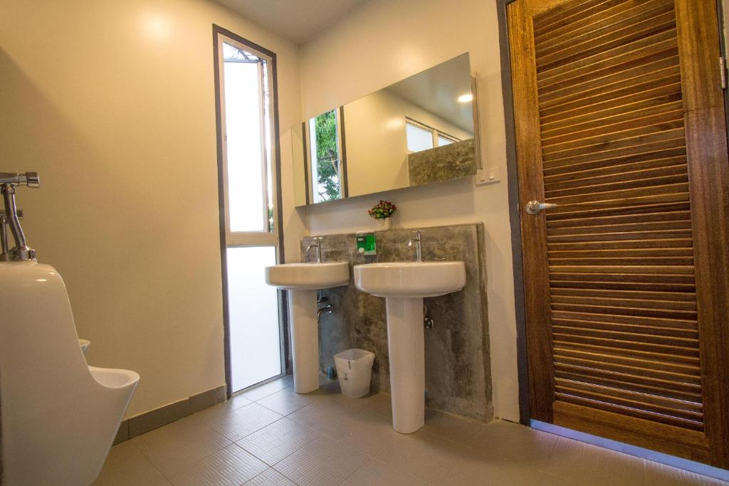 Koupelna v ubytování Ducati Bike Box Hotel