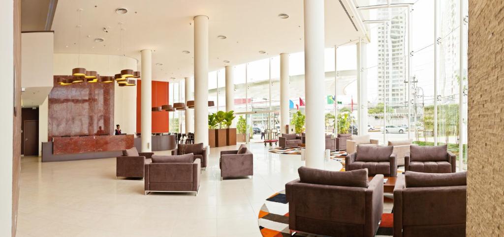 Zona de estar de Hotel Panamby São Paulo