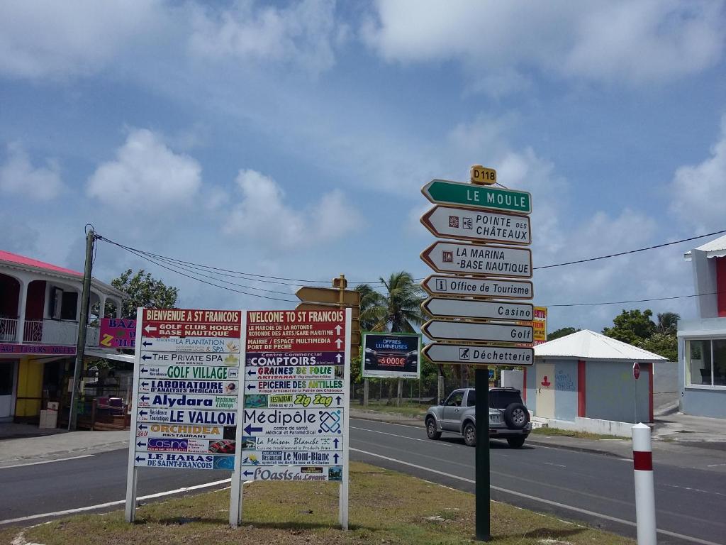 Gallery image of Appartement à la Résidence LA PLANTATION RESORT and SPA in Saint-François