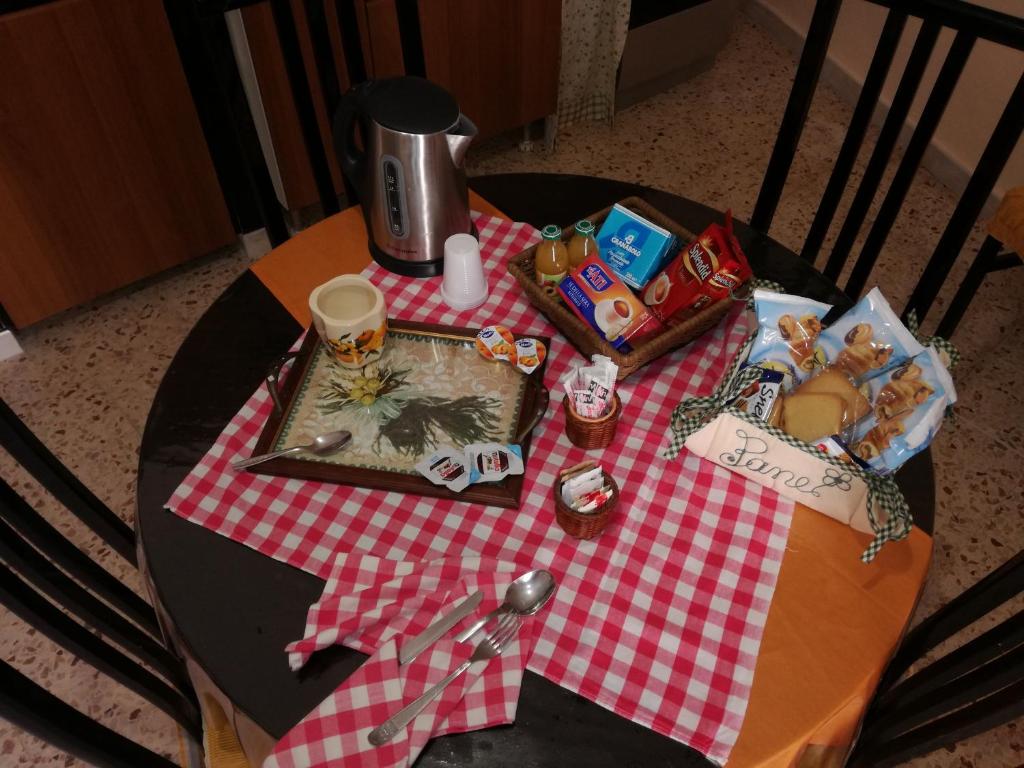 Jedzenie w domu wakacyjnym lub w pobliżu