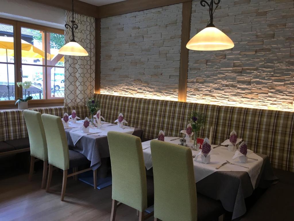 Restaurace v ubytování Gasthof Botenwirt