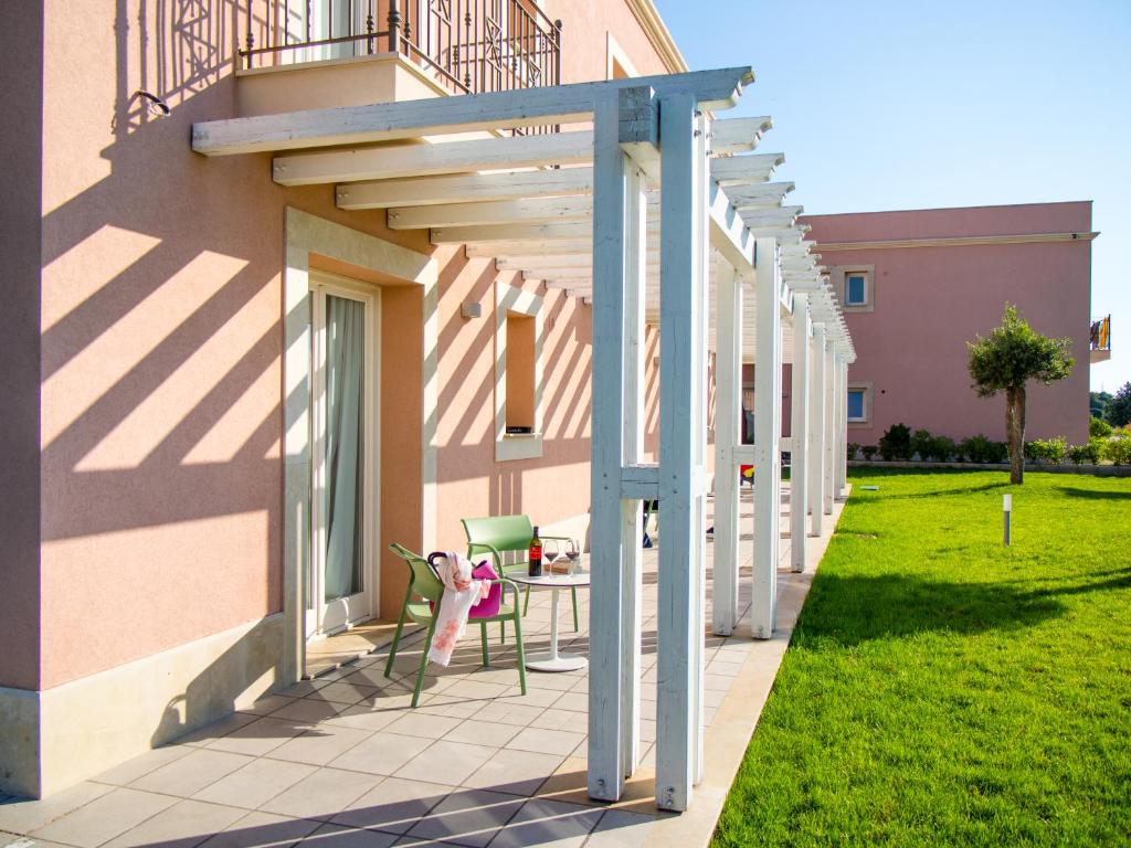 Vonkajšia záhrada v ubytovaní Hotel Danieli Pozzallo