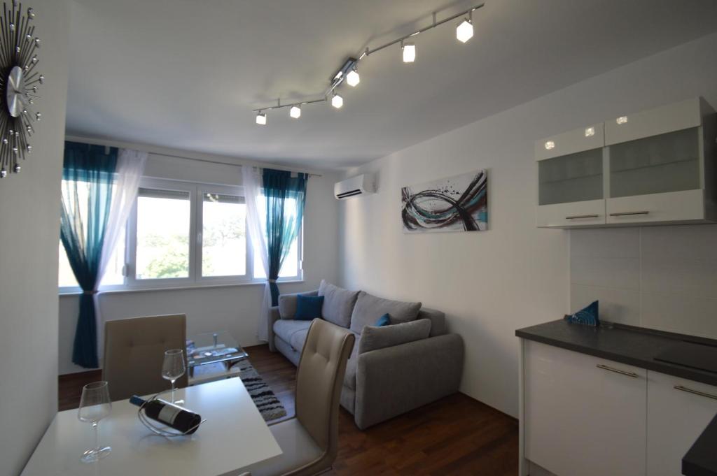 Apartments Silvia - 8