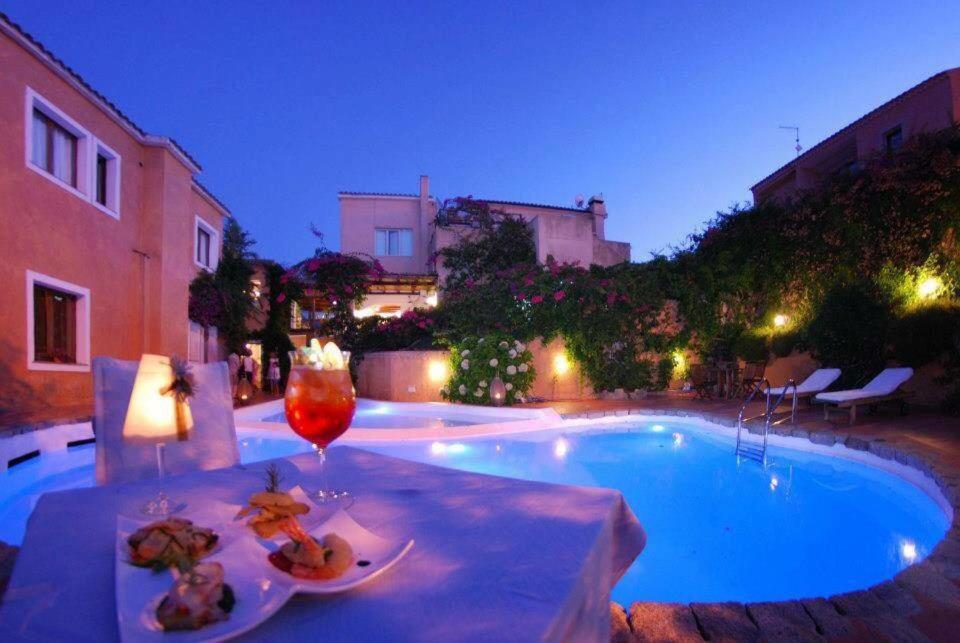 Bazén v ubytování Boutique Hotel Sant'Andrea & Relais nebo v jeho okolí
