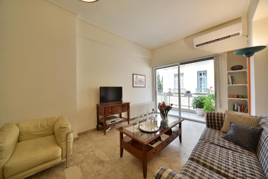 Architect Designer's Apartment in Kolonaki - 11