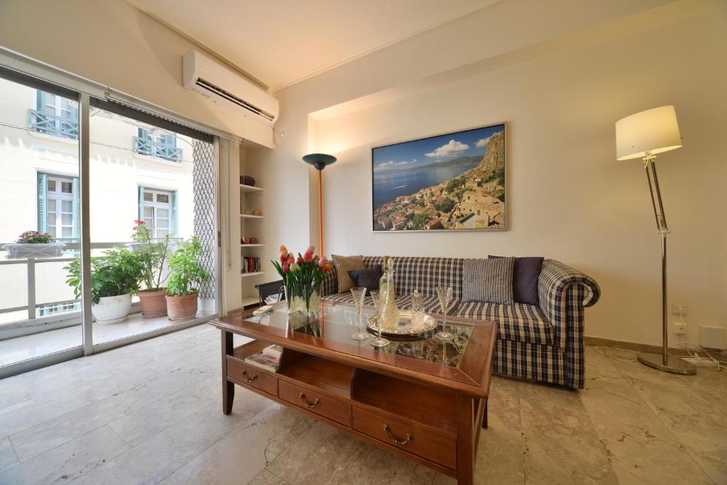 Architect Designer's Apartment in Kolonaki - 10