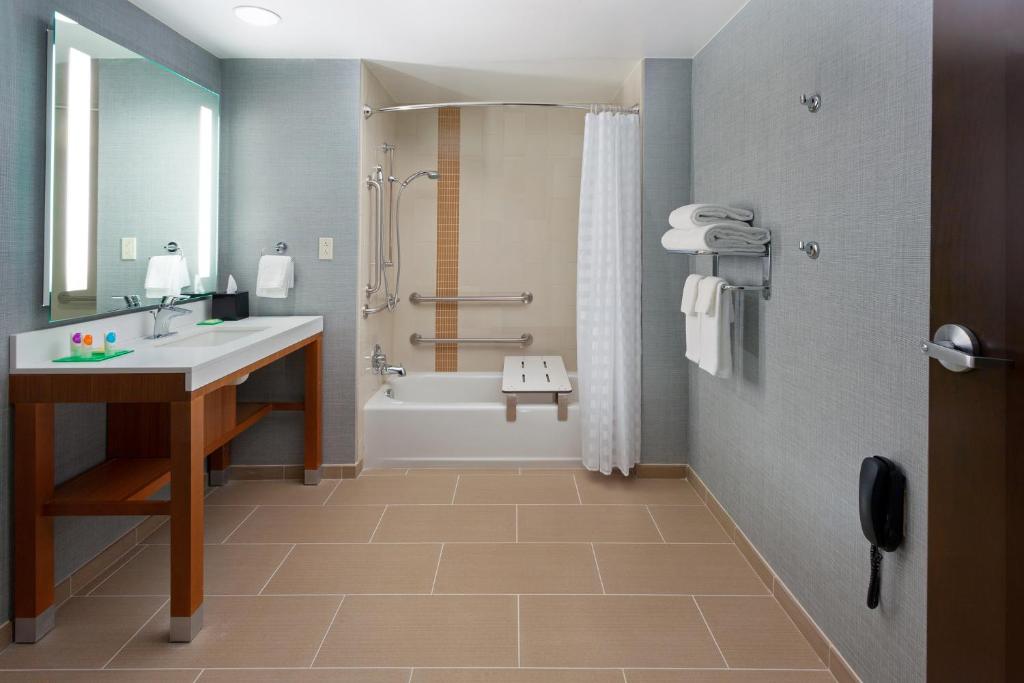 Hyatt Place Austin Downtown - Camera King Con Divano Letto E Vasca Accessibile - Accesso Alla Disabilità