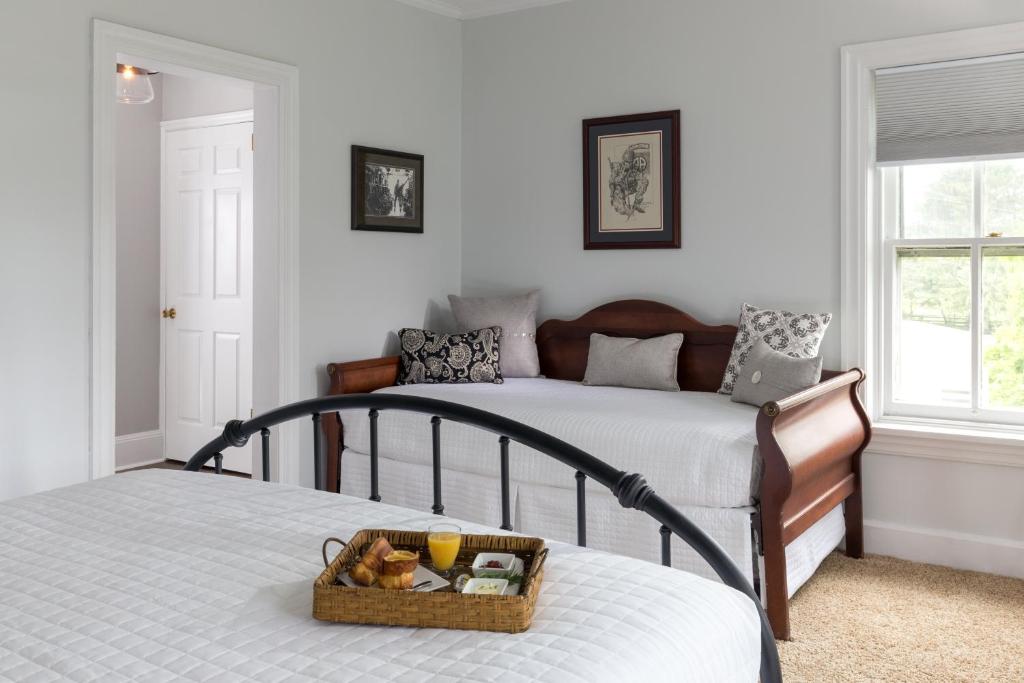 Pheasant Field Bed and Breakfast - Suite Royale
