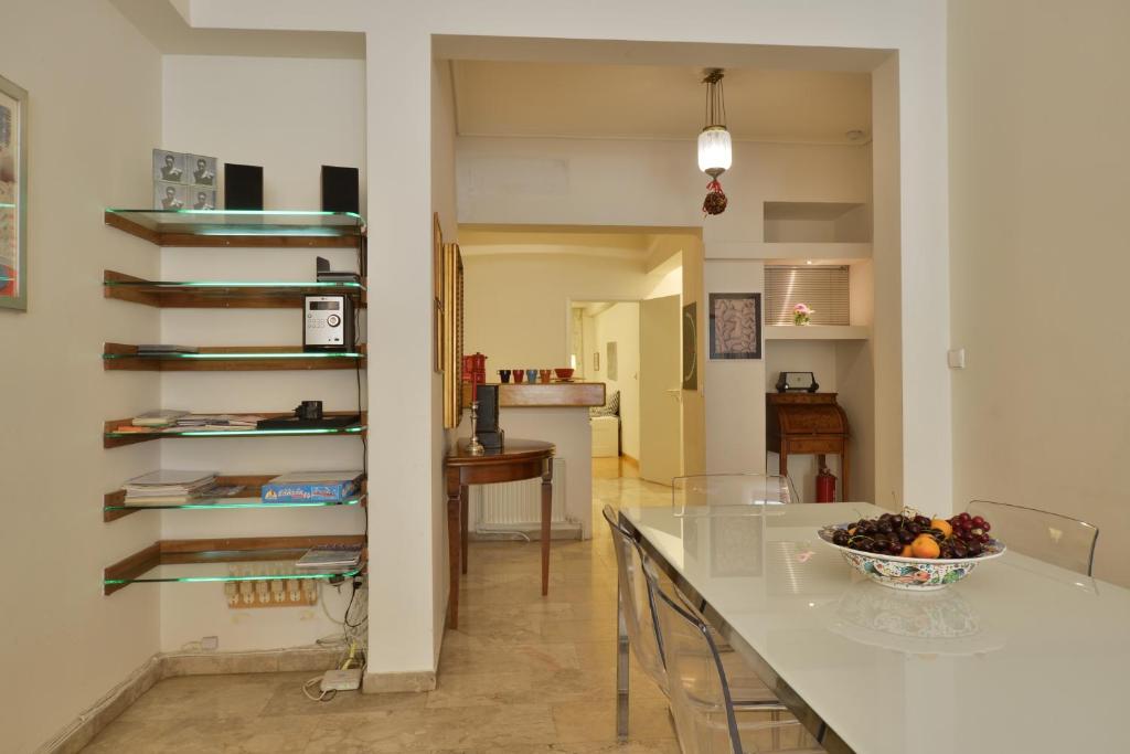 Architect Designer's Apartment in Kolonaki - 13