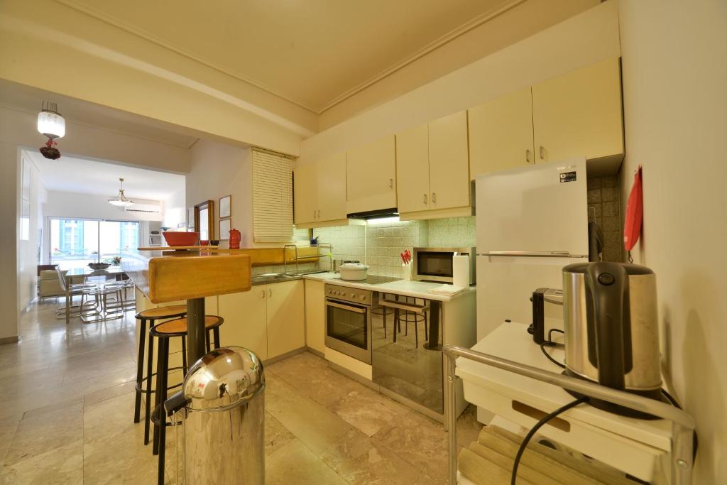 Architect Designer's Apartment in Kolonaki - 18