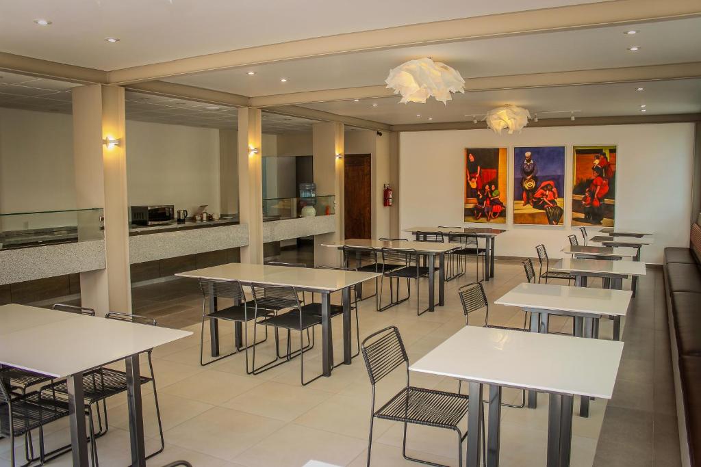 Restaurace v ubytování Kubo Hotel