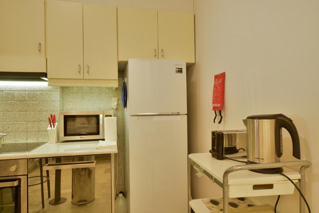 Architect Designer's Apartment in Kolonaki - 19