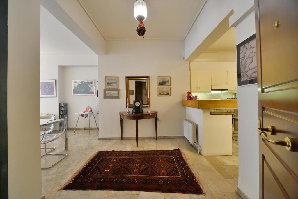 Architect Designer's Apartment in Kolonaki - 1