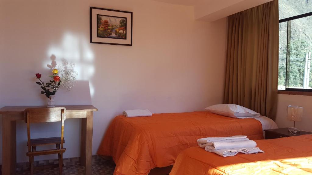 Tambo de Ollantay Hotel - Habitación Triple Con Baño Privado