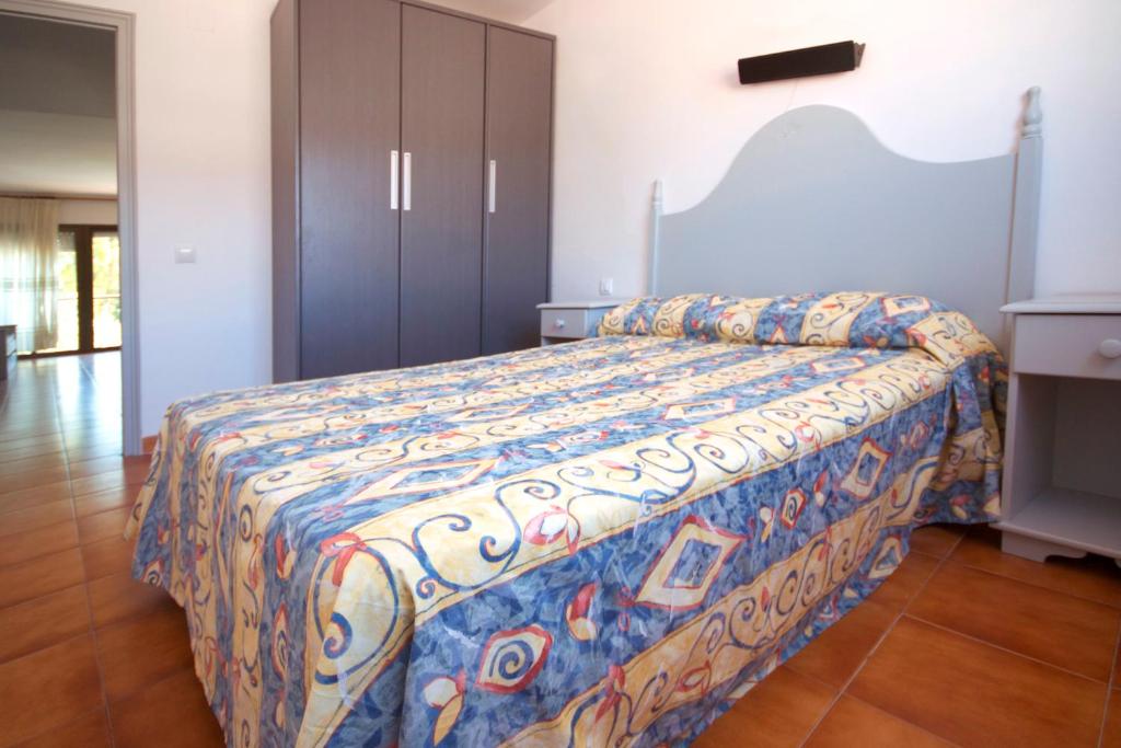 Postel nebo postele na pokoji v ubytování Residencial Super Stop Palafrugell