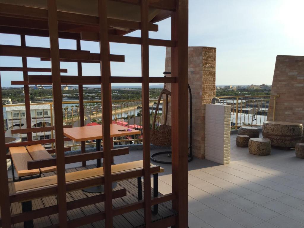 Balkón nebo terasa v ubytování 大鵬灣瞭望台 Top Bay B&B