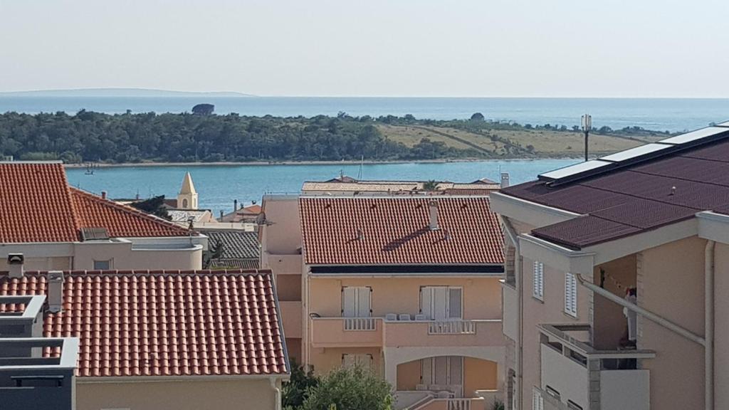 Foto dalla galleria di Apartment Iso a Novalja (Novaglia)