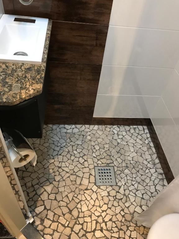 Apartment Paradiso - Apartment With Shower