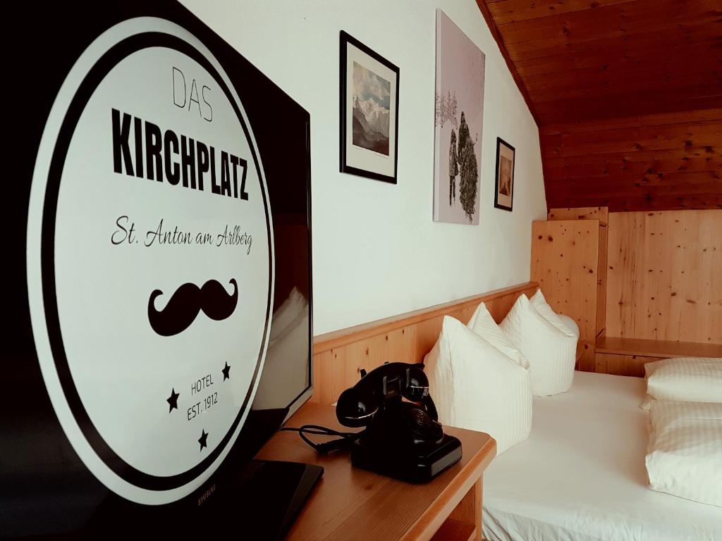 Hotel Pension Kirchplatz - 4