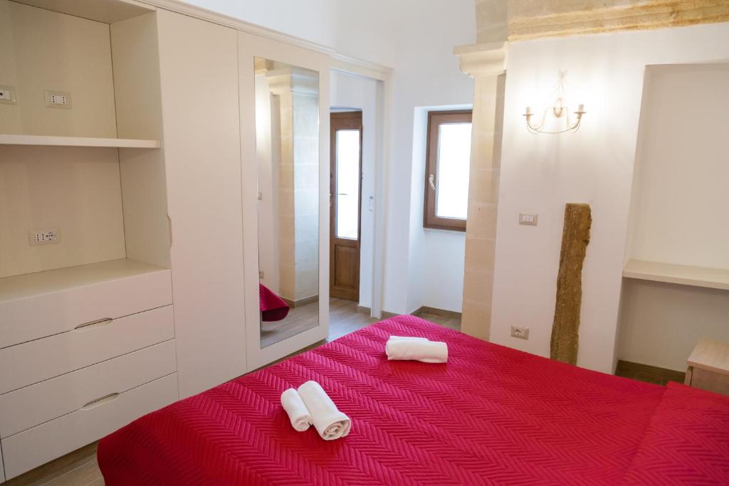 A bed or beds in a room at Vico Marina