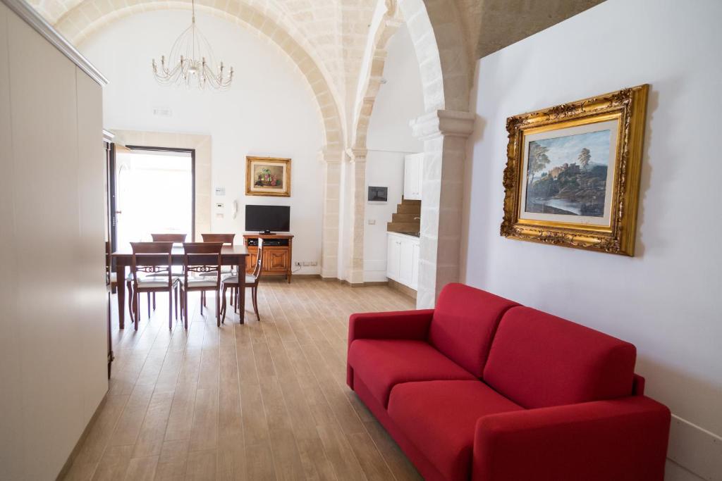 A seating area at Vico Marina