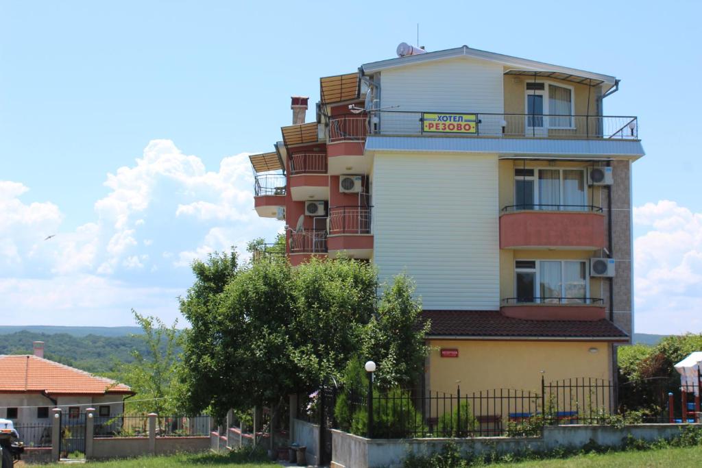 Rezovo Family Hotel