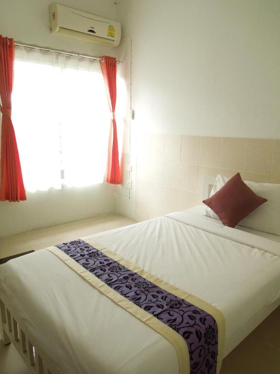 Ratchada 17 Place - Resim 13