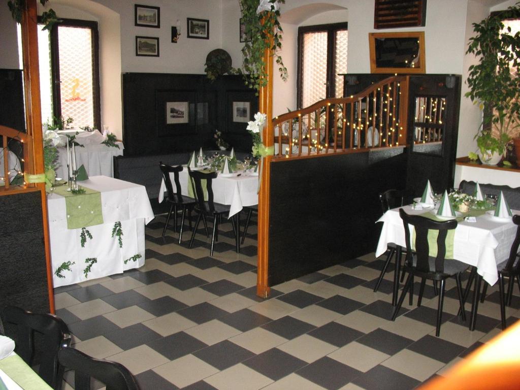 Restaurace v ubytování Hotel Kovarna