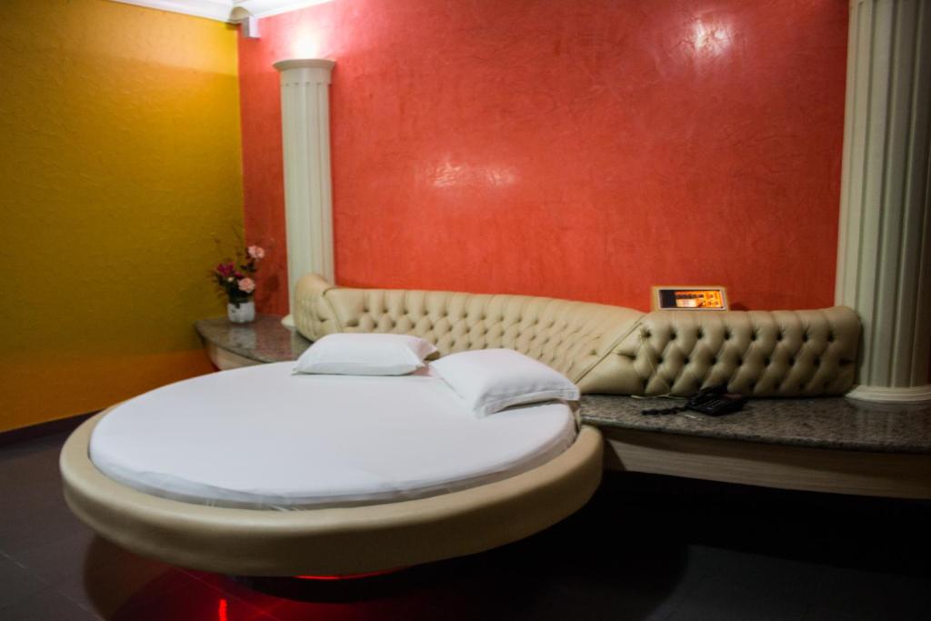  Shanadu Motel (Adults Only)