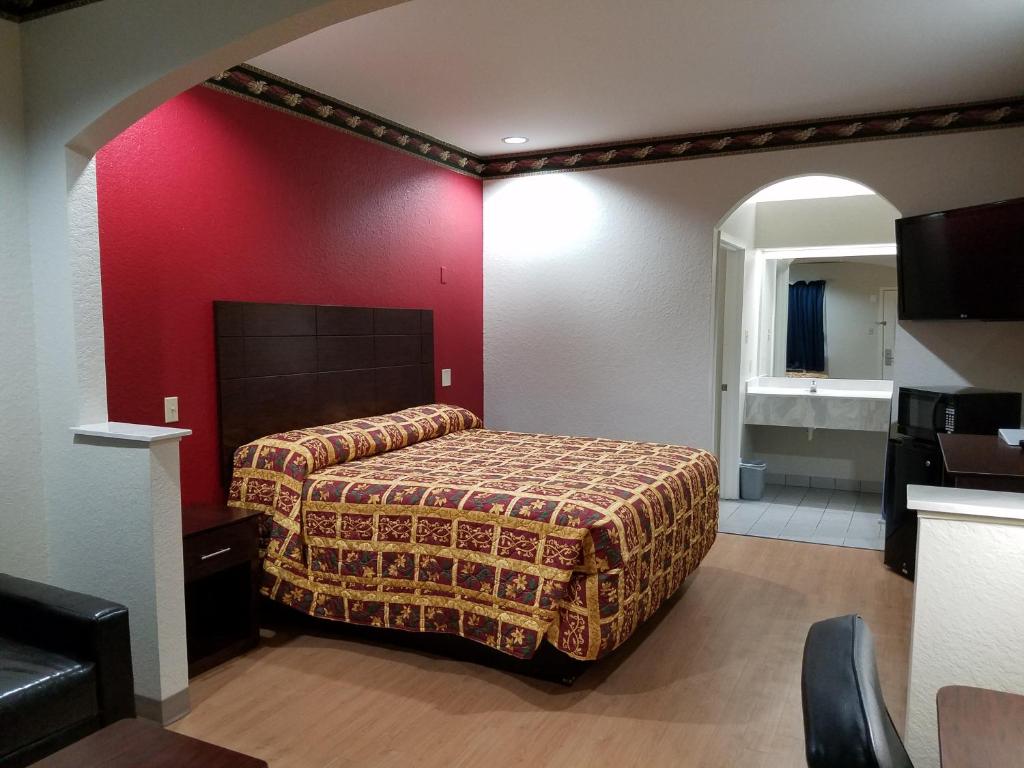 Scott Inn & Suites - Downtown Houston photo