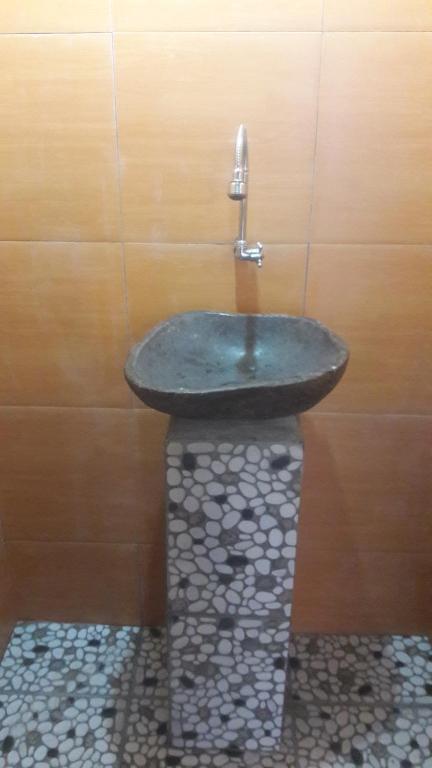 Bamboo Bungalow Jungle View - 11