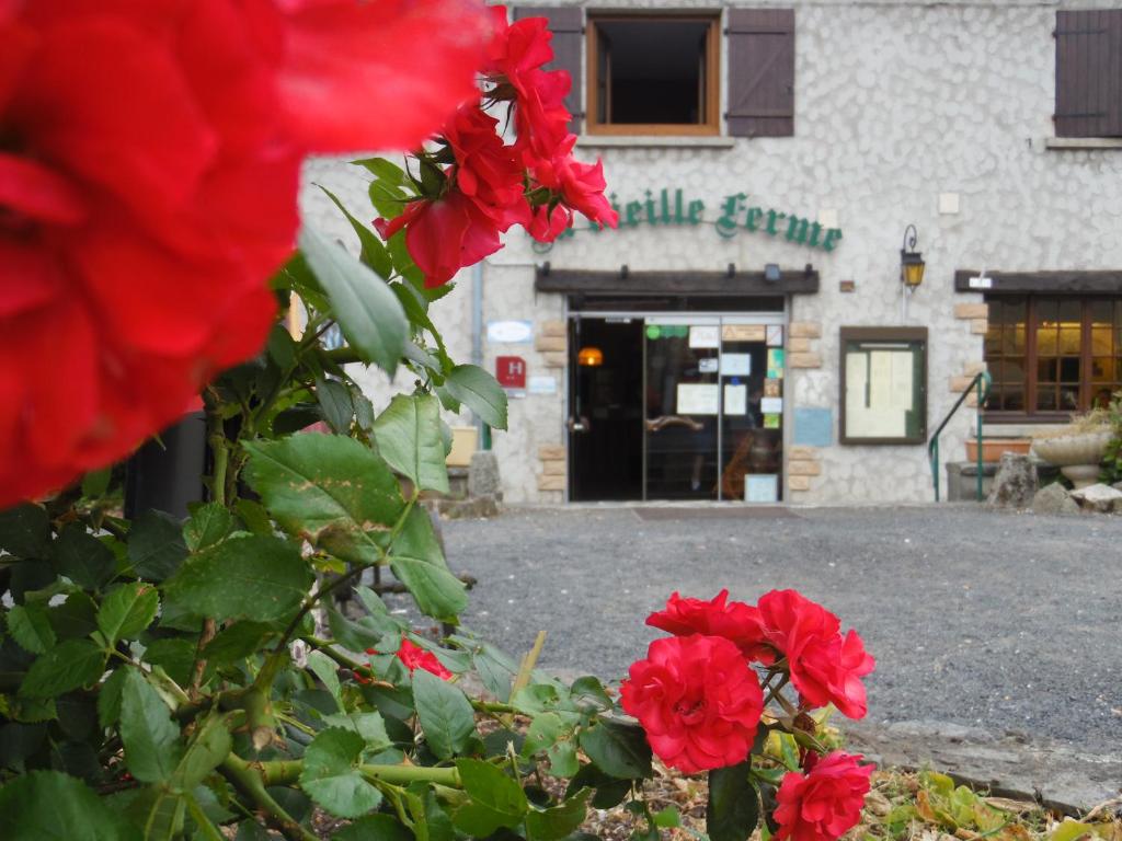 Fotografie z fotogalerie ubytování La Vieille Ferme v destinaci Les Ancizes-Comps