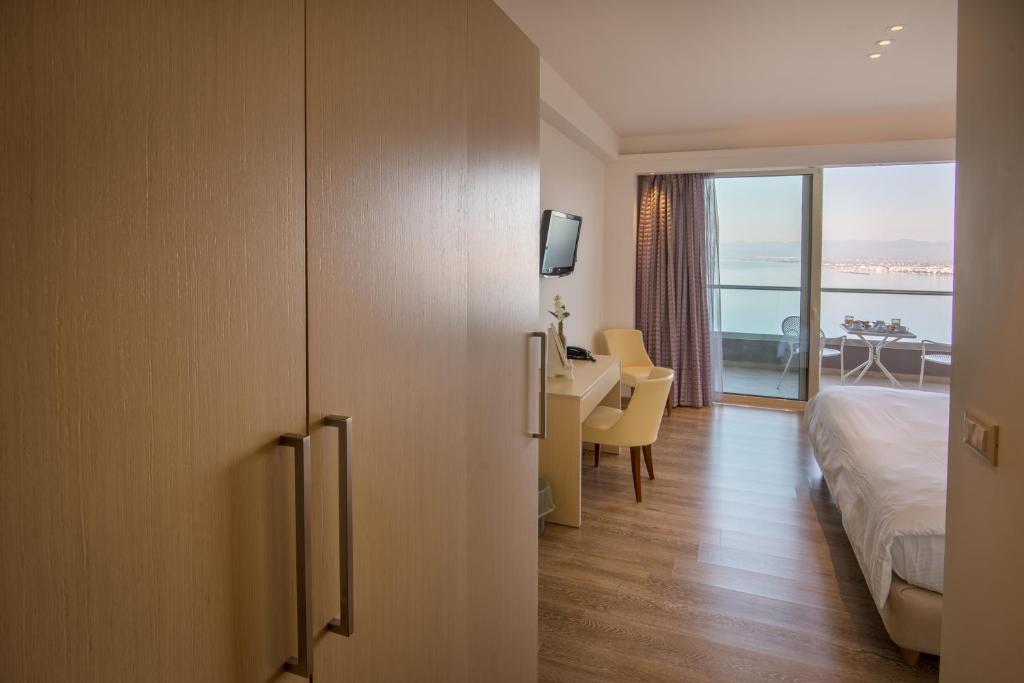 TV a/nebo společenská místnost v ubytování Belvedere Hotel