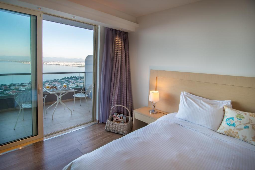 Postel nebo postele na pokoji v ubytování Belvedere Hotel